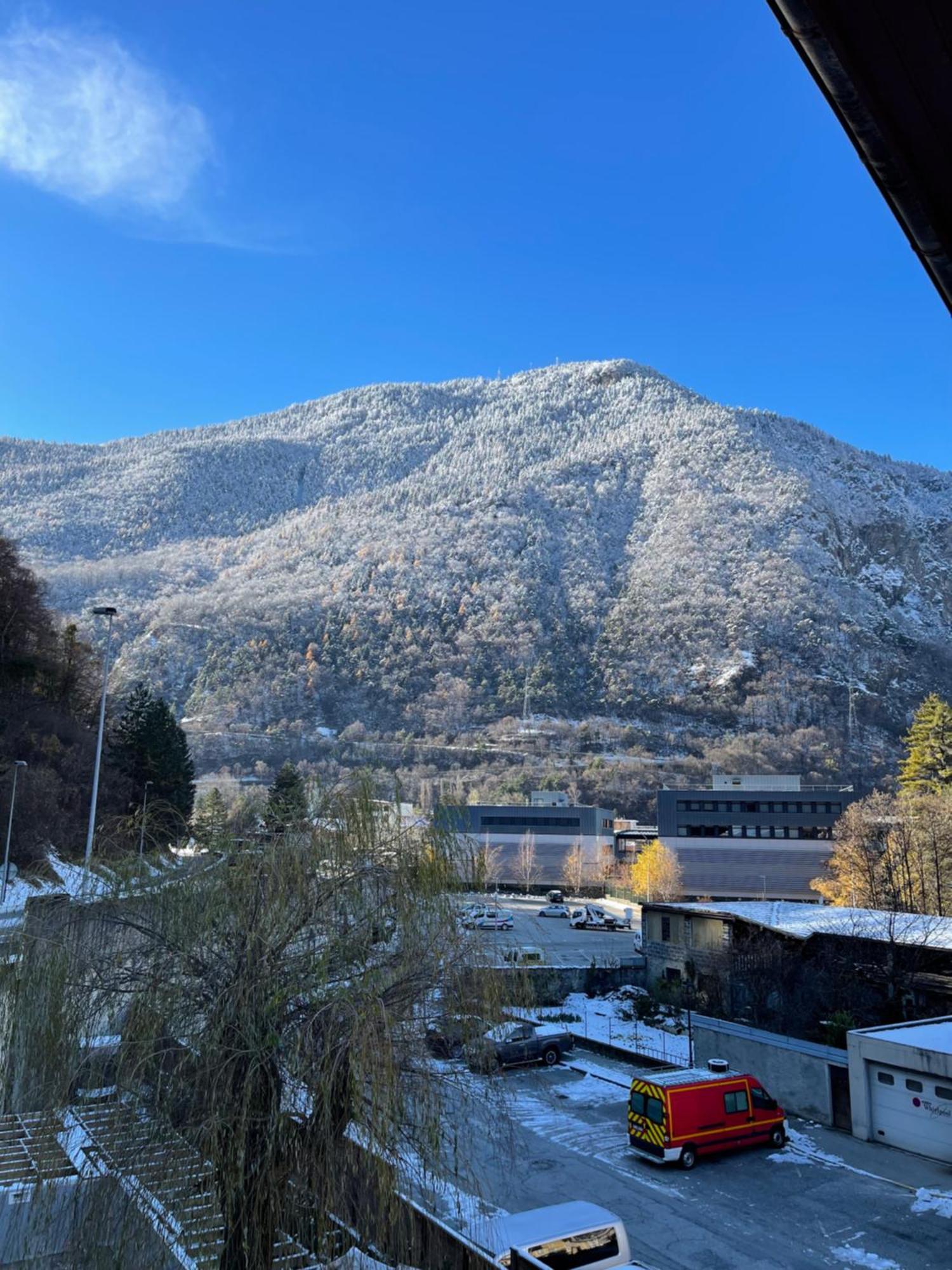 La Montagnette L Ours T1 Maison En Travaux De 10H A 17H Moutiers  Exteriér fotografie