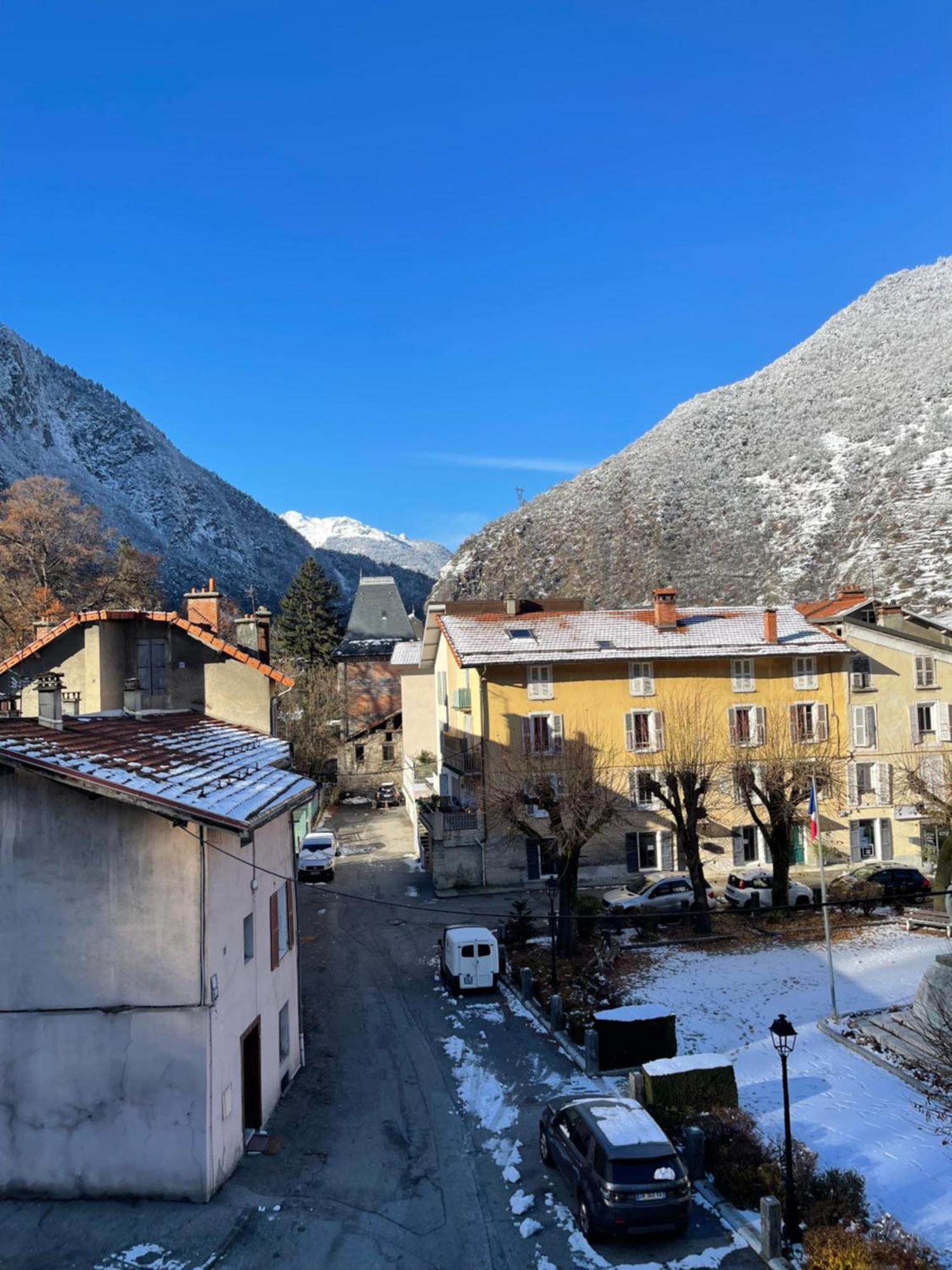 La Montagnette L Ours T1 Maison En Travaux De 10H A 17H Moutiers  Exteriér fotografie